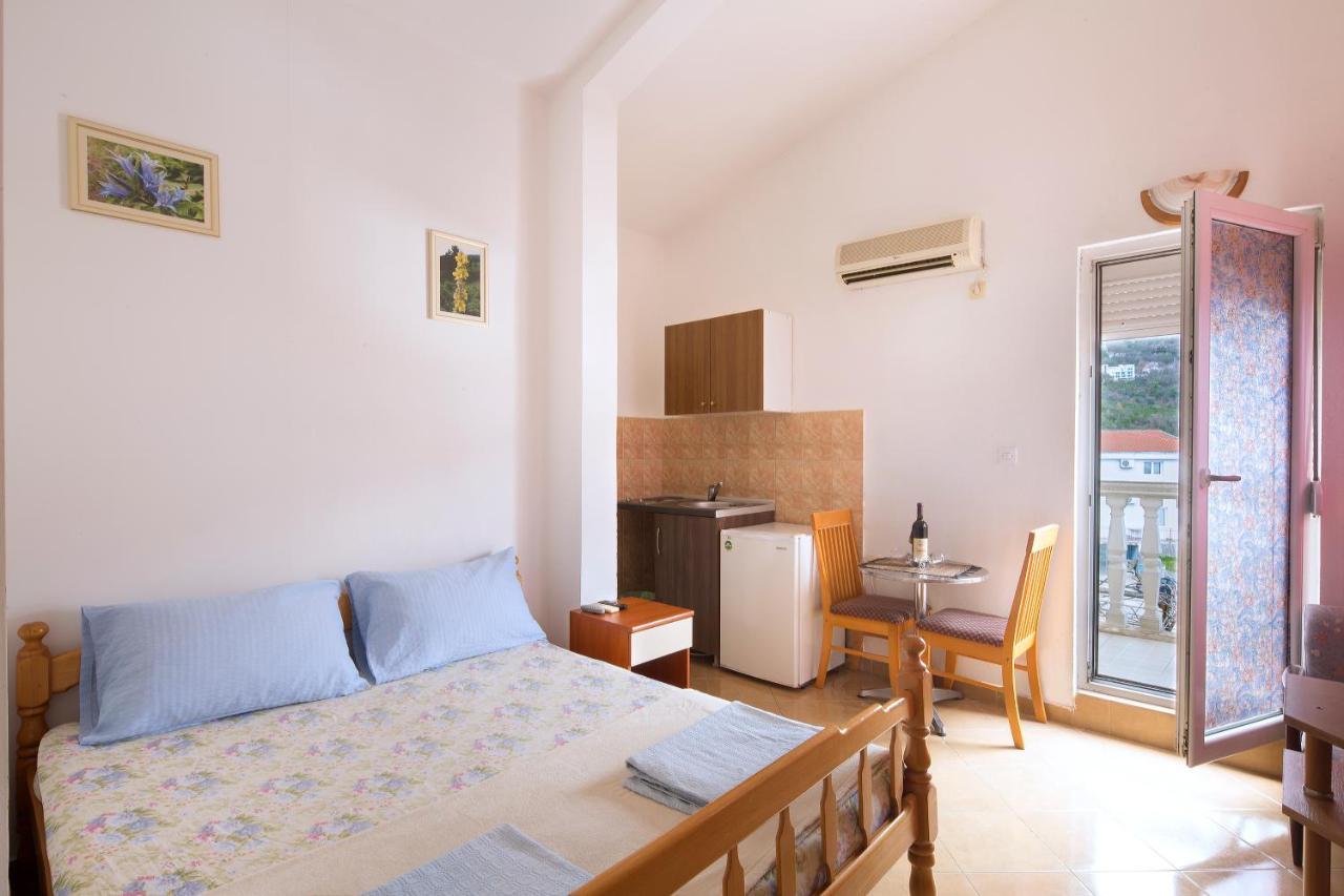 Apartments Antic Budva Exterior photo