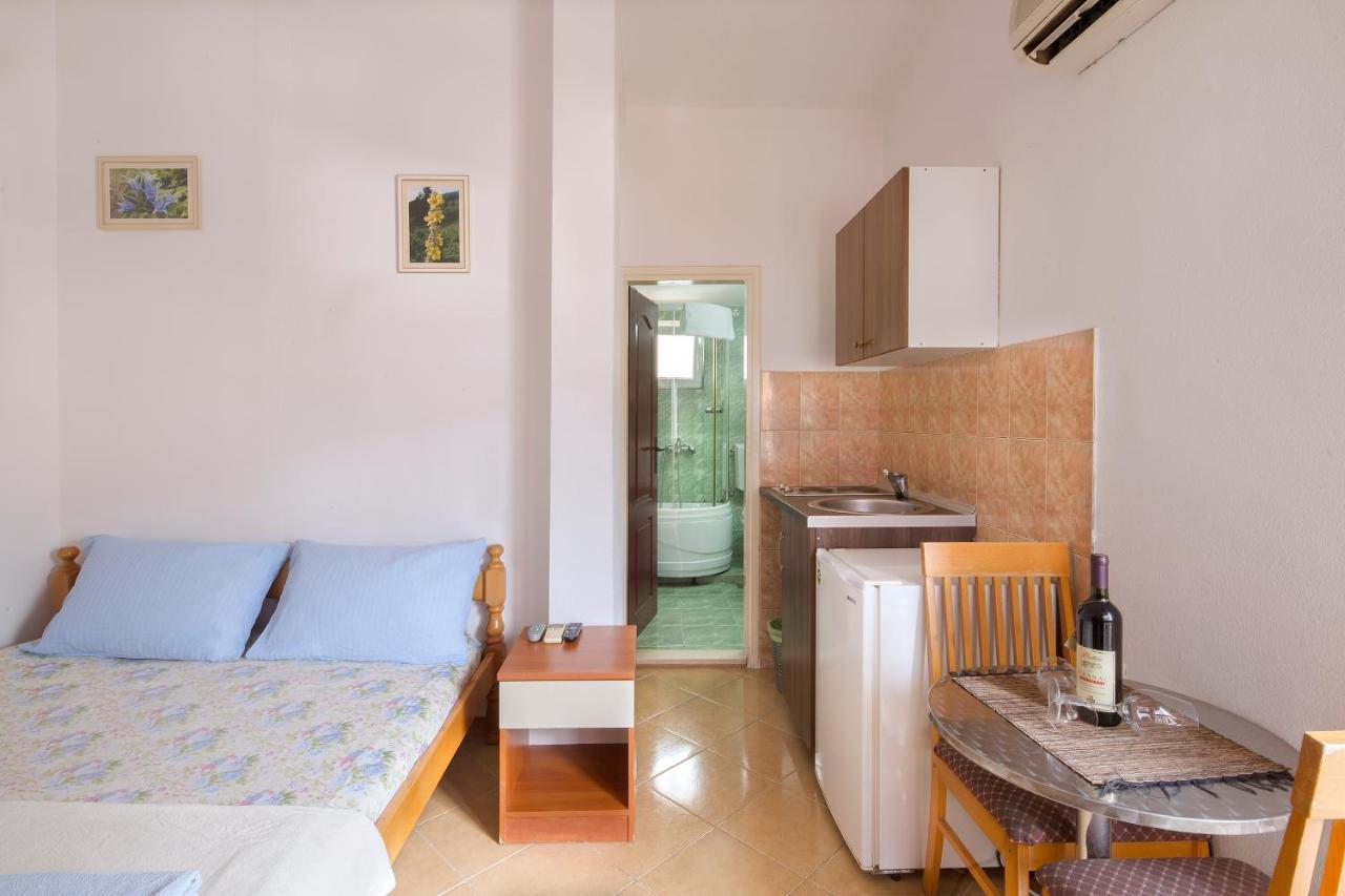 Apartments Antic Budva Exterior photo